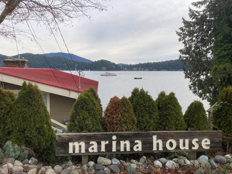 ギブソンズ Iconic 3-Story Waterfront 'Marina House' W/ Viewヴィラ エクステリア 写真